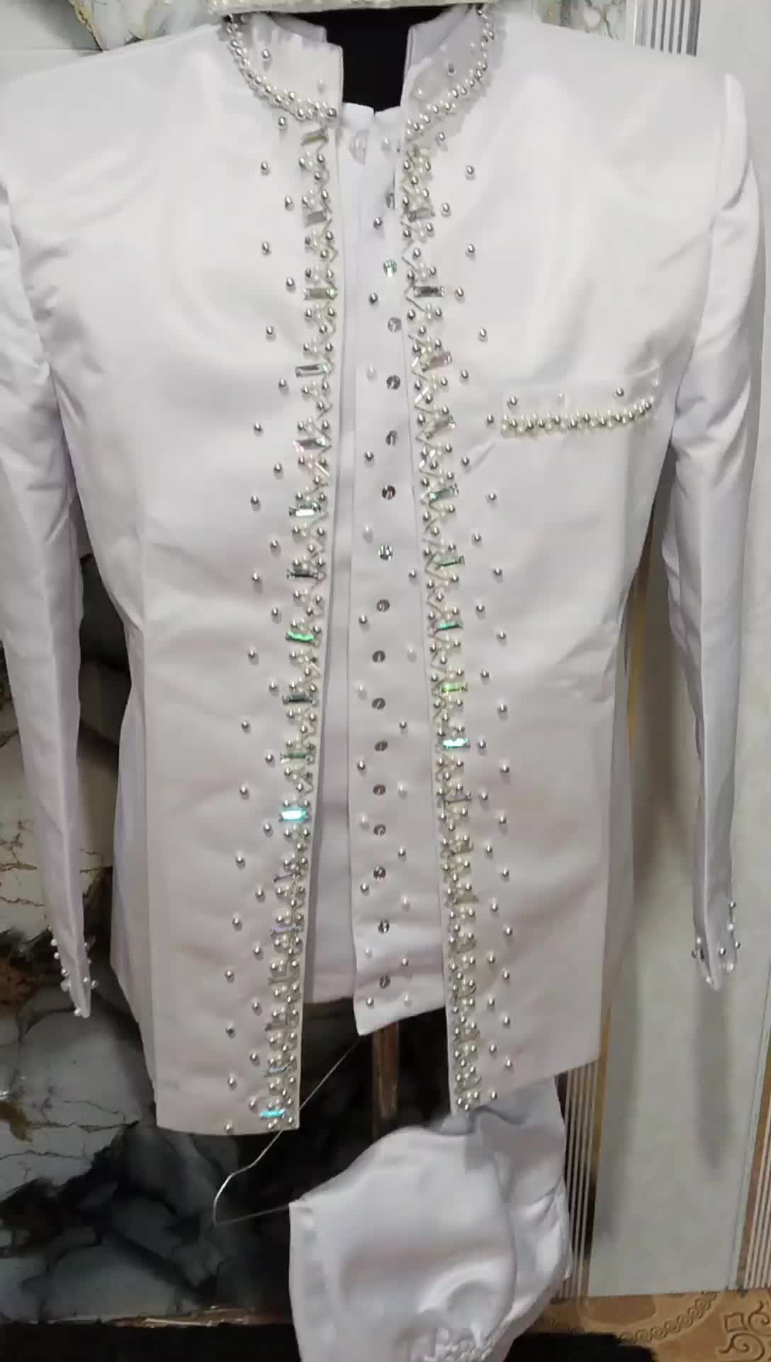 BESKAP Pengantin Bisofi Model Asraf Prabu Warna Putih Bersih Ukuran M L XL Berbahan Bridall Satin Setelan Celana Rompi Beskap Kopeah Berpayet Mutiara Batu Cantik Elegan Sesuai Acara Spesial
