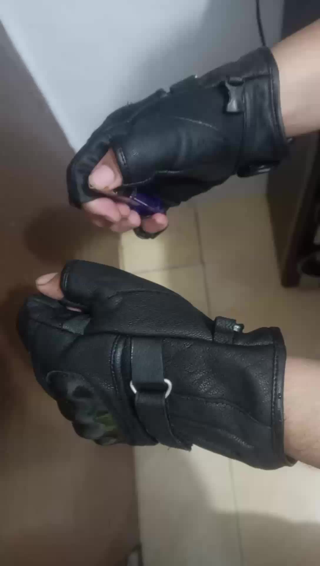 sarung tangan kulit stengah asli garut jaitan rapih dan barang bukan sambungan