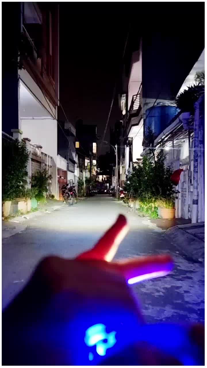 lampu utama depan led h4 laser d2 xcase js 4941 senja 2 warna 30 led mata biru merah