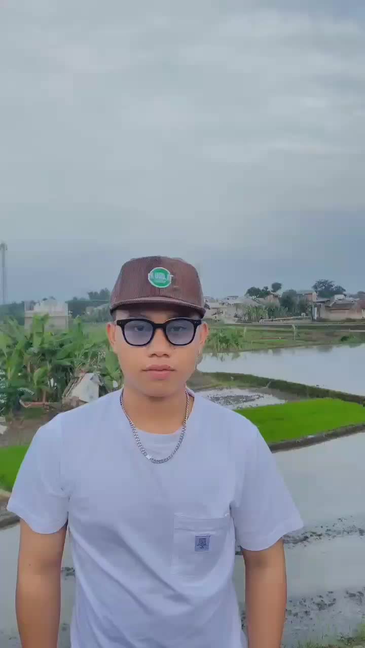Topi Sixpanel Cap Corduroy Lidah Pendek Polocaps