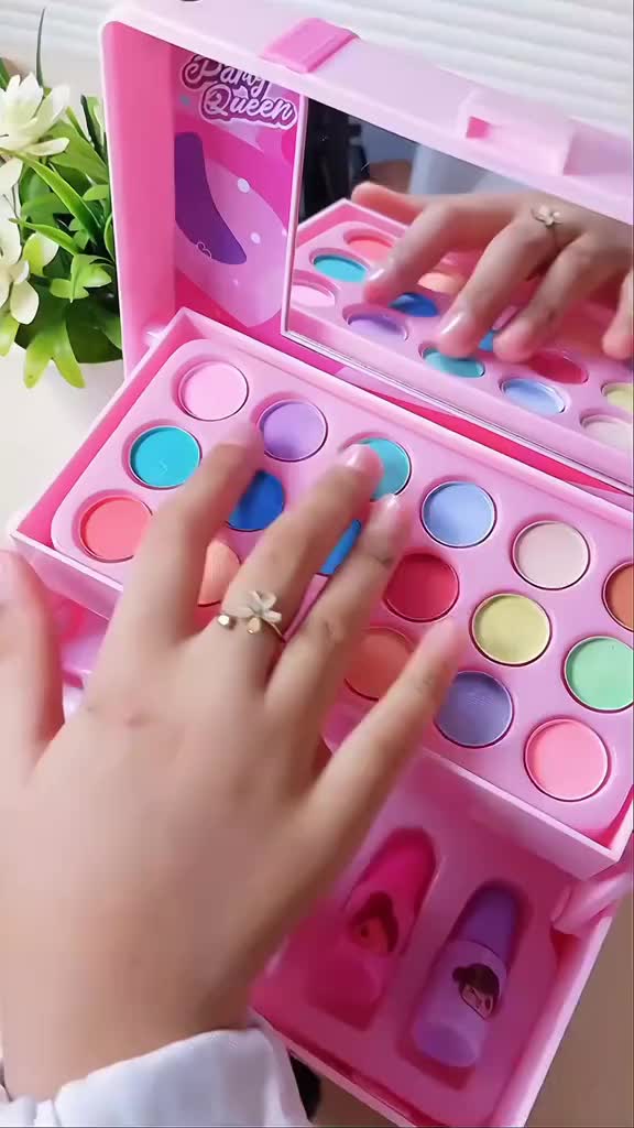 【COD】17pcs/33Pcs Mainan Kosmetik Kecantikan Anak Kasus Peralatan Kotak Make Up Set untuk Gadis Ulang Tahun Hadiah Set Riasan Mainan Anak Makeup Plastik