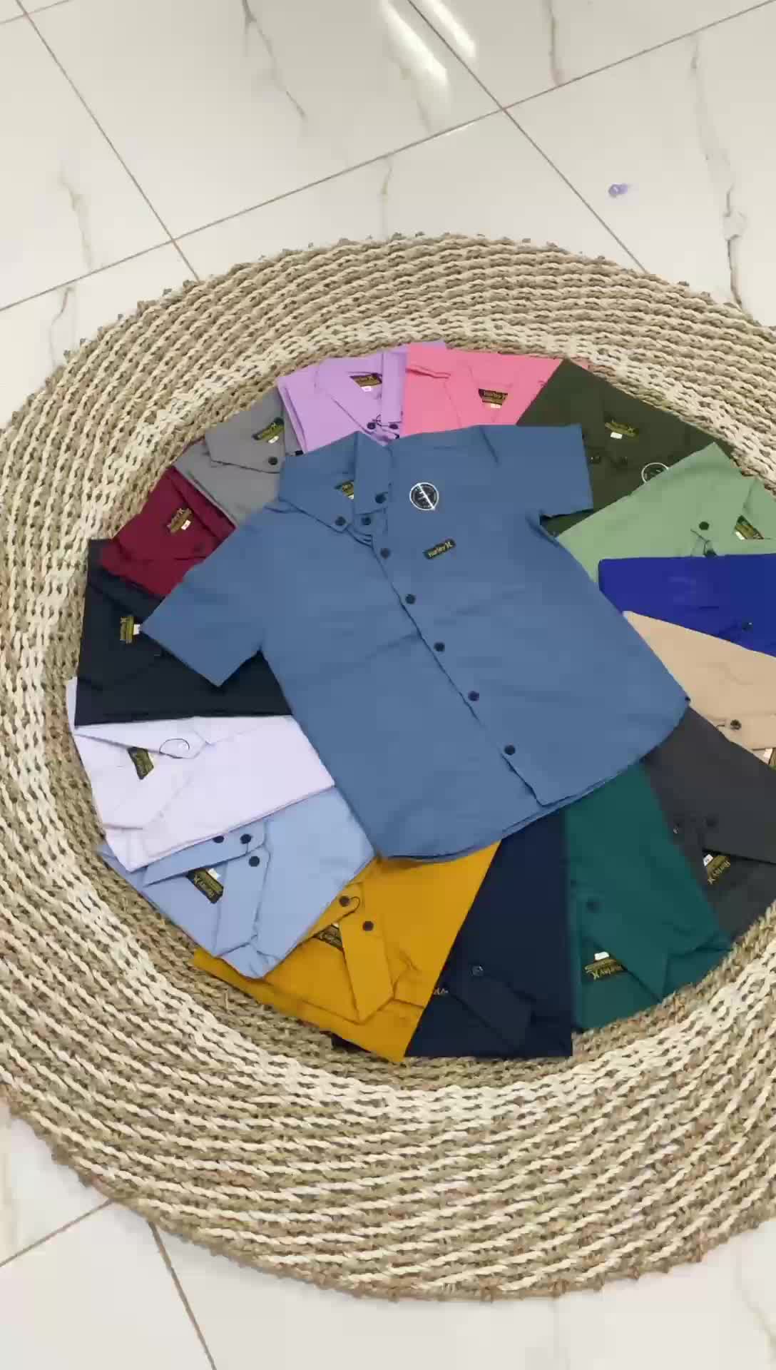 Kemeja Couple Ayah Dan Anak Laki-laki Lengan Pendek Formal Couple Ayah Dan Anak Atasan Baju Couple Core Kemeja Anak Laki-laki Lengan Pendek Abu Biru Panjang Polos Hijau Hitam Katun Kuning Navy Pasangan Keluarga