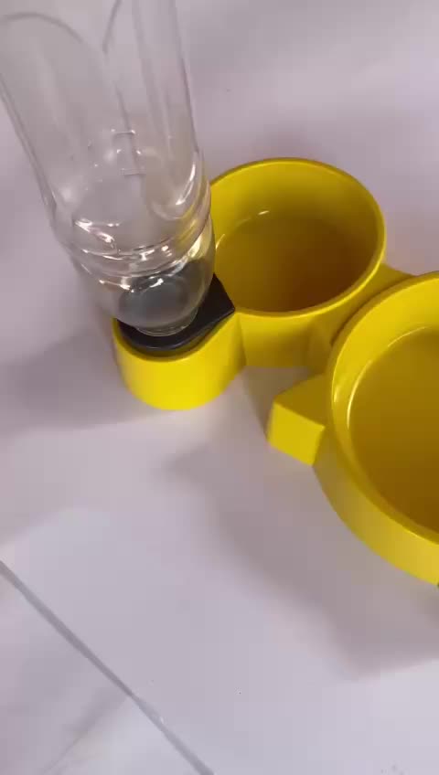 Tempat Makan Kucing Dispenser Model Karakter - Merek Terkenal