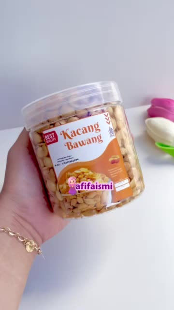 [ 1kg ] Kacang Bawang Goreng Renyah Premium Enak dan Gurih by afifaismi