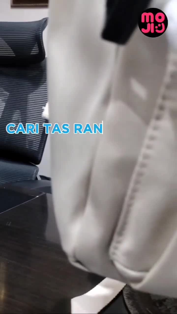 Tas Ransel Casual Pria dan Wanita KDMILD ukuran 18 inci bahan canvas dengan gantungan boneka - Tas Sekolah - Tas Kuliah - Tas Jalan Traveling Backpack Kanvas minimalis uniseks Smp