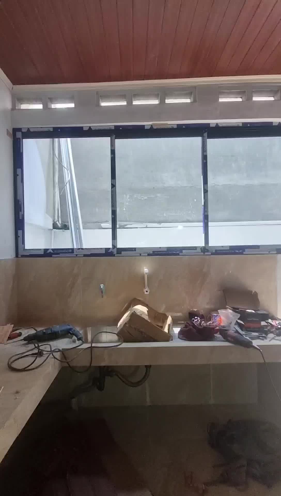 pintu kaca sleding aluminium