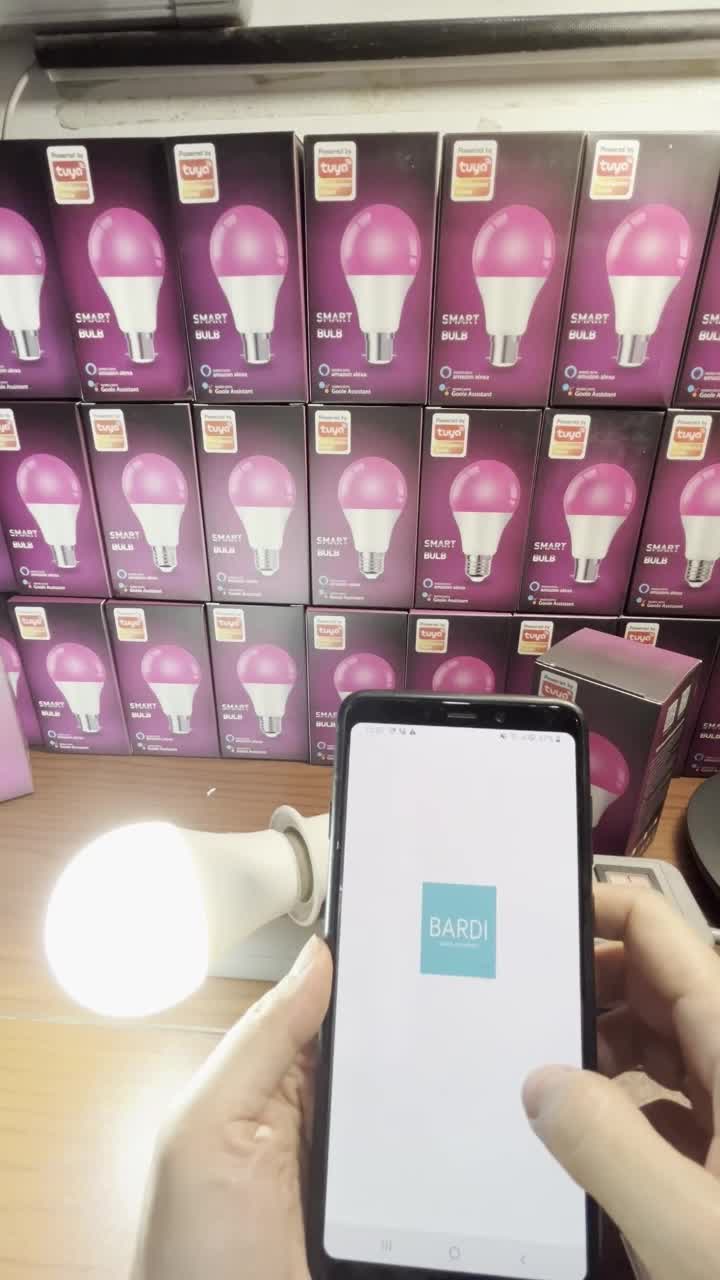 RC Smart Bulb  Bluetooth 9W RGB CW Lampu Pintar Smart Home Aplikasi smartlife,Tuya