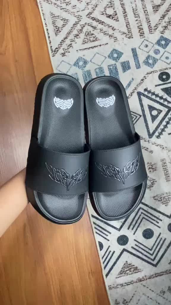 Sandal slop pria Vornix 39-43 karet eva tanpa lem upper lock system sandal slide icarus footwaer Sendal Shoes
