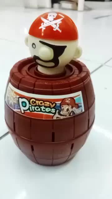 Mainan Prank Crazy Pirates / Jumping Pirate / Permainan Keluarga