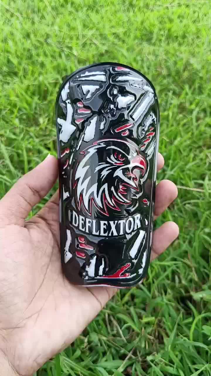 DEFLEXTOR-Invictus Hitam Deker Sepak Bola Dan Futsal ShinGuard Pelindung Tulang Kering MIKA FIBER EMBOSS