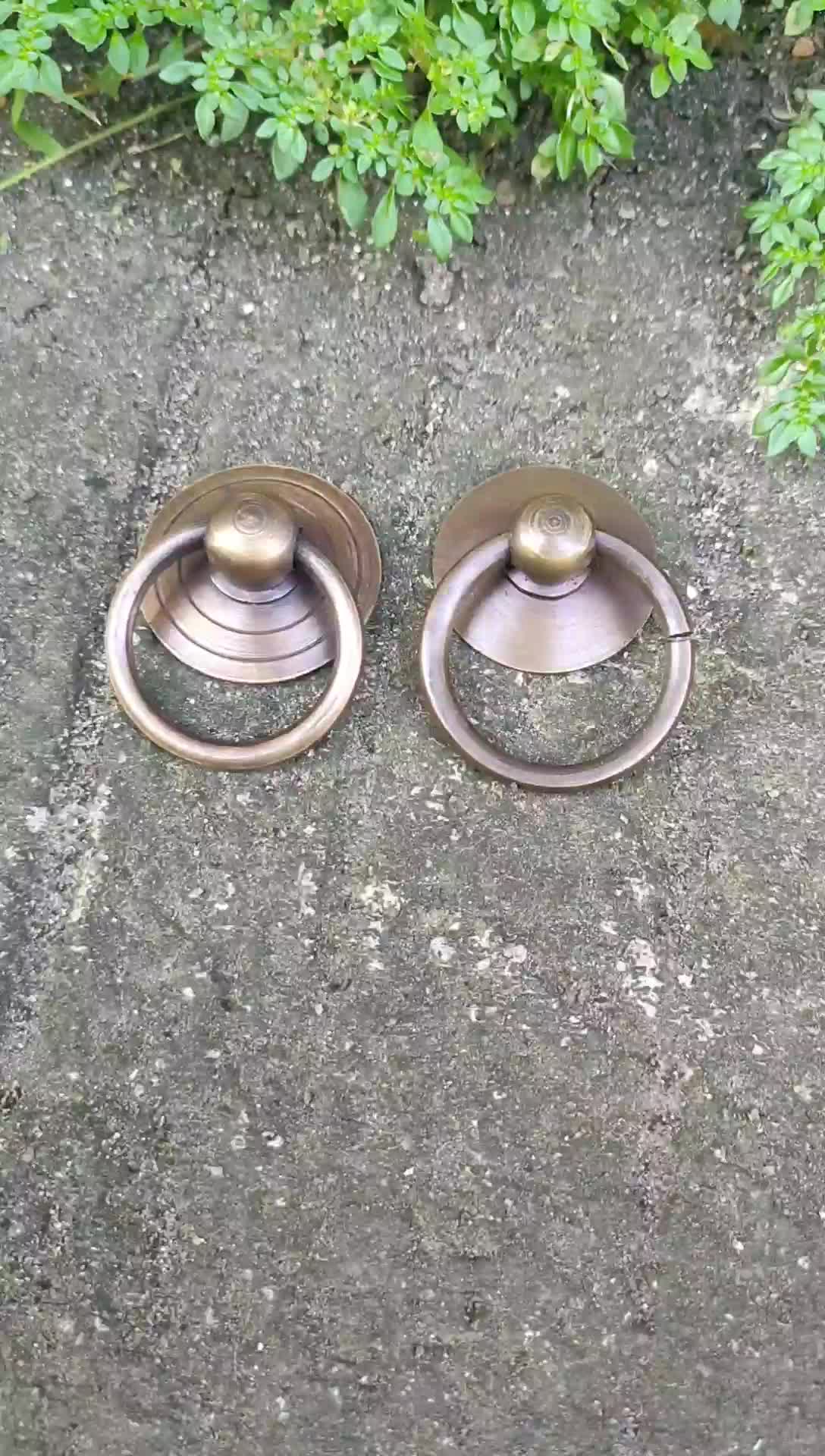 Tarikan Laci Lemari Meja Kuningan Antik Motif Anting 1 Pcs