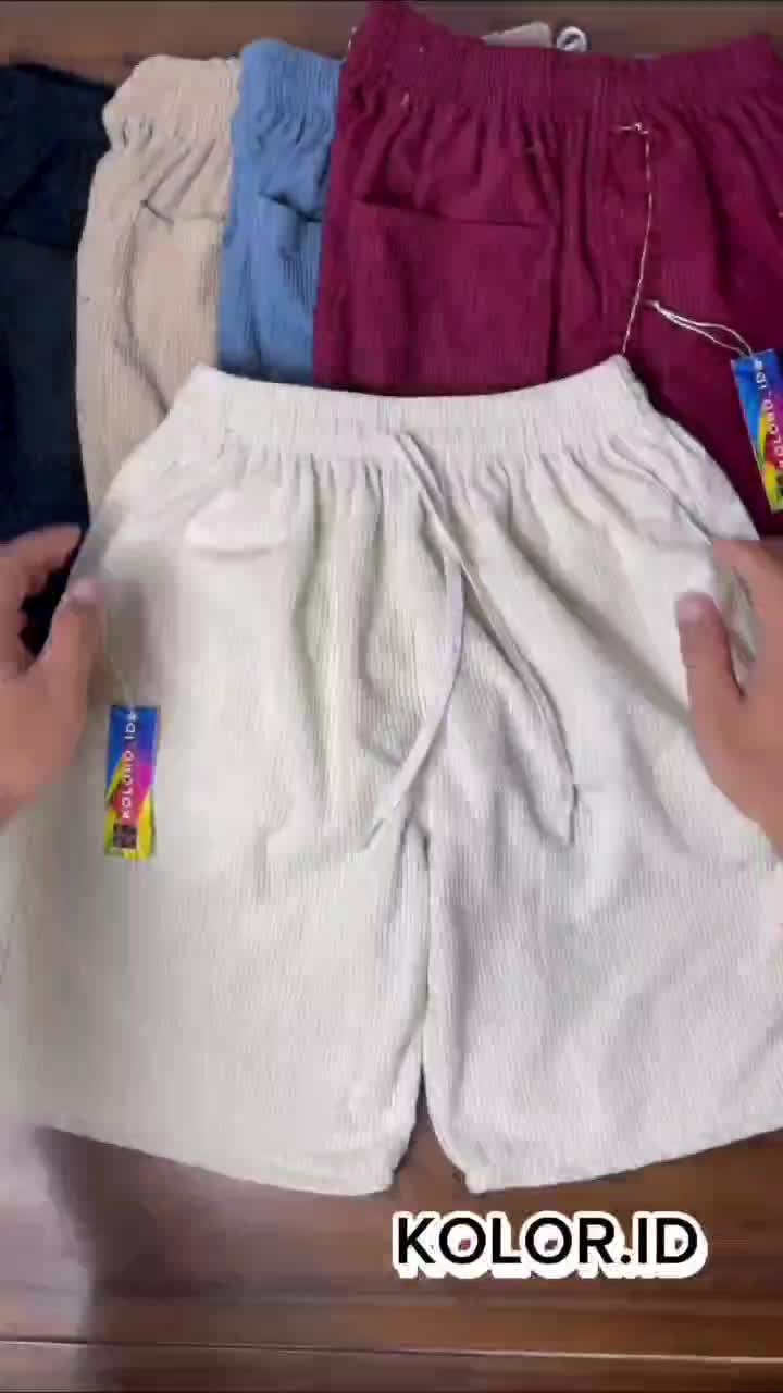 BANTING HARGA 100K Dapat 3 Celana pendek Corduroy Short pants Corduroy Nyaman Pria Surfing Distro Cowok Dewasa Casual Hitam