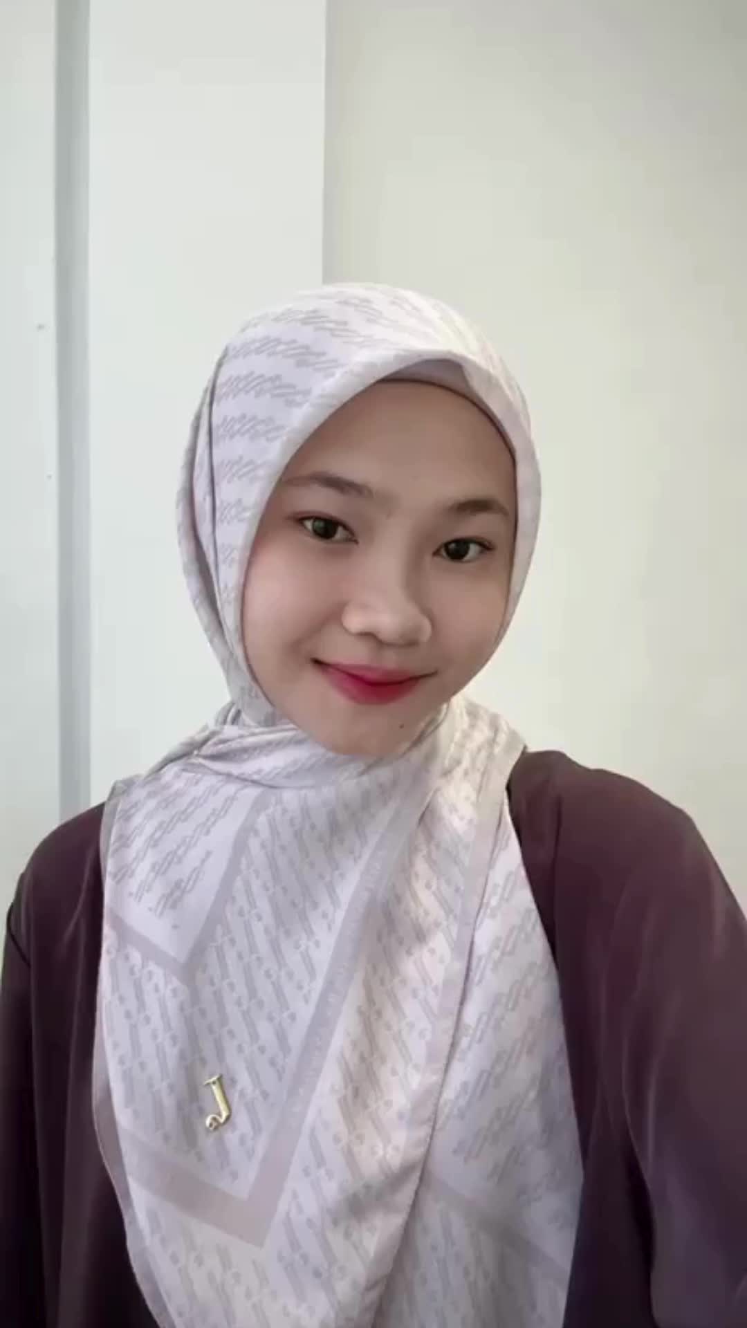 Lyradyba Hijab segiempat motif Polycotton 02 Scraft Motif Cantik Premium Jilbab Lembut Cantik