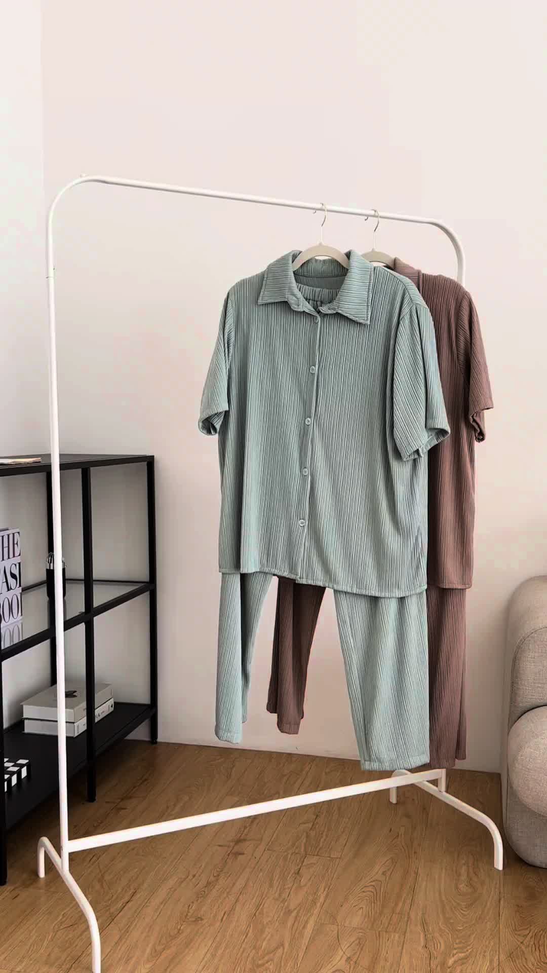 Aegi Ailee Pleats Set Lengan Pendek