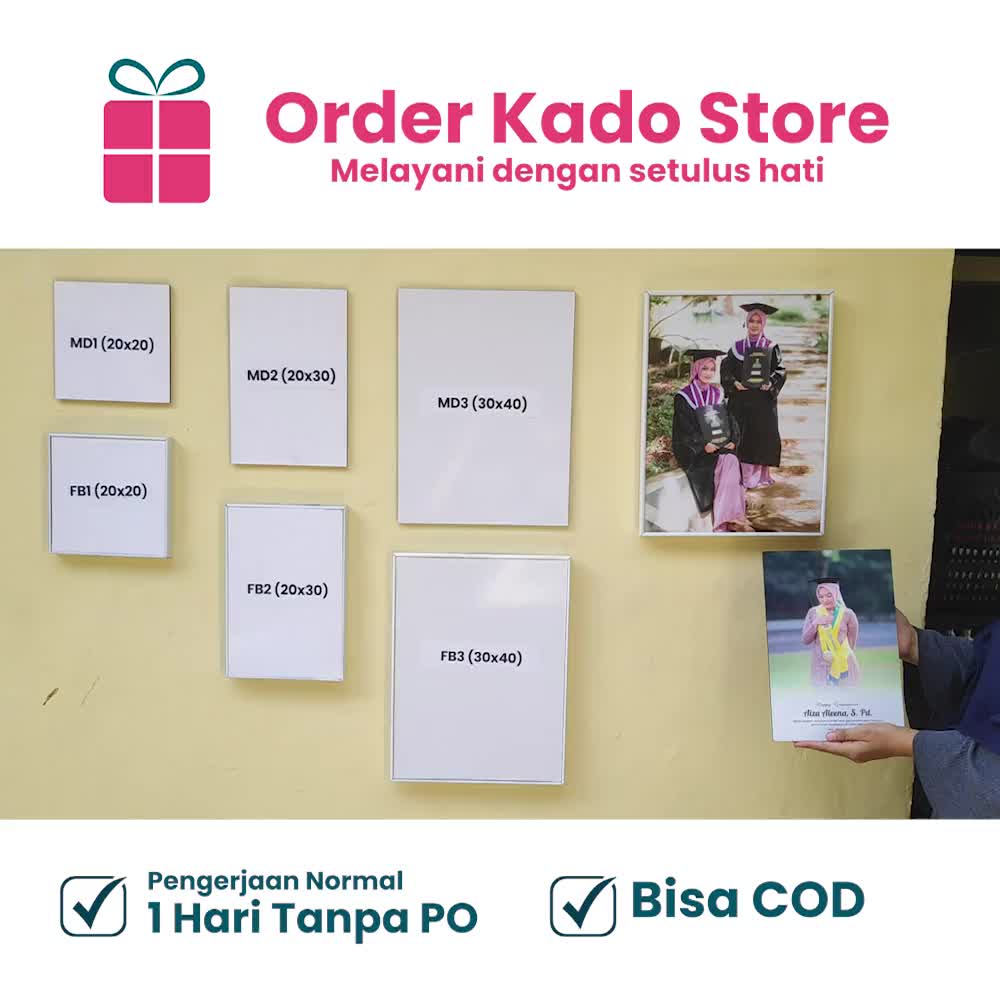 Kado Cetak Foto Wisuda Animasi Cewek Cowok Custom Teks Unik Murah Sehari Jadi Kode Motif GA101 MD1