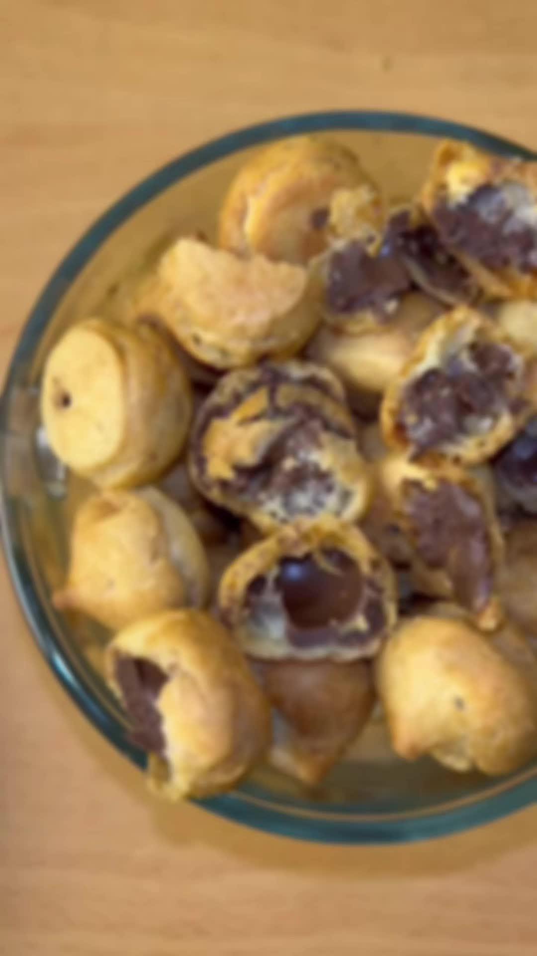 COD Soes Coklat Cokelat/strawberry/ 500g/1kg / mix rasa/halal Kue Sus Kering Isi soes coklat lumer 1 kgr Enak Murah （Cemilan keluarga, cocok untuk dewasa dan anak-anak） Chocolate Food Makanan Snack Manis Toples Susu Toples Susu