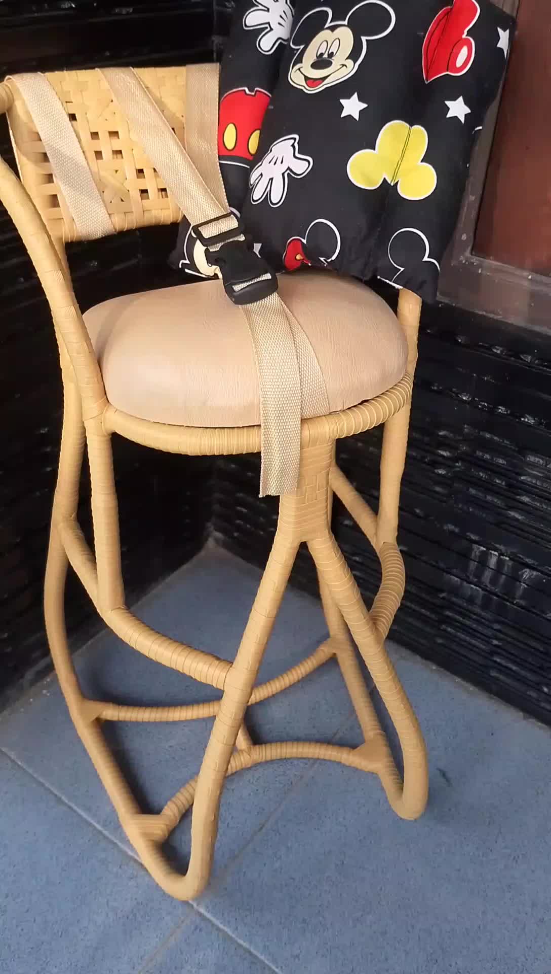 MOTIV TERBARU SOLID SATU WARNA FULL LILIT SABUK PENGAMAN DAN BANTAL STANG / KURSI ROTAN ANYAMAN SYNTETIS Sintetis