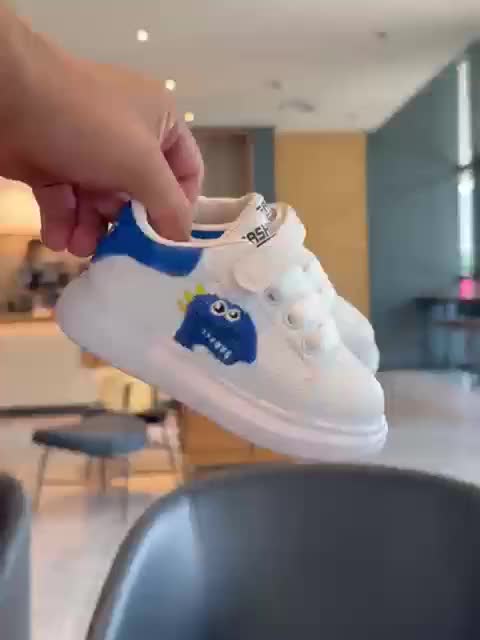 Sepatu Sneaker Anak Model Dino Warna Terbaru Usia 1-3 Tahun Kaki Prewalker Empuk Perempuan Bayi