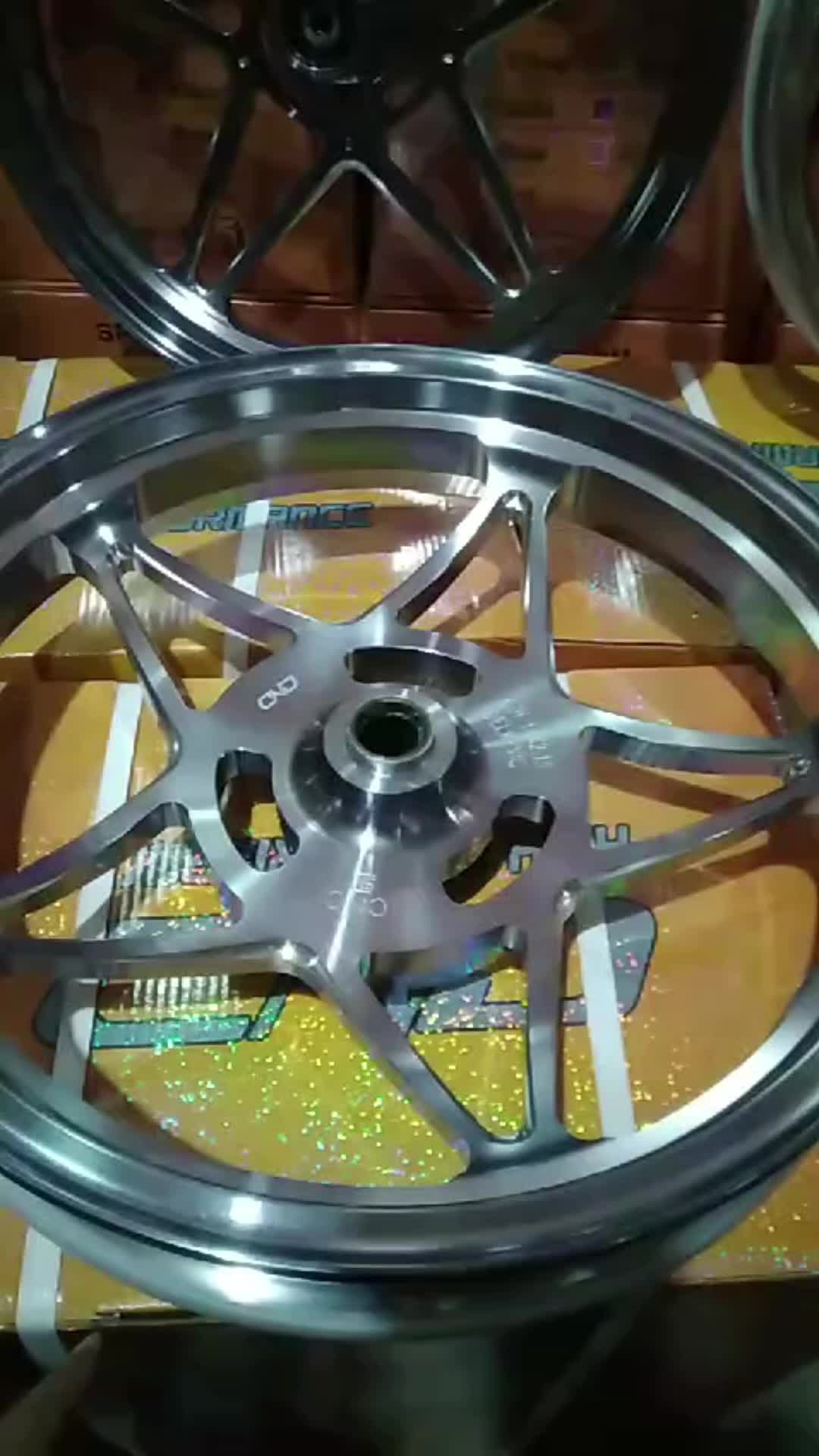 Velg Pelek X1 Series DND Delkevic Model Bintang X1R PNP Yamaha Nmax Old 2014-2019 / All New Nmax Connected / Nmax Neo / Nmax Turbo / Aerox 155 Ukuran 185/215 Ring 14