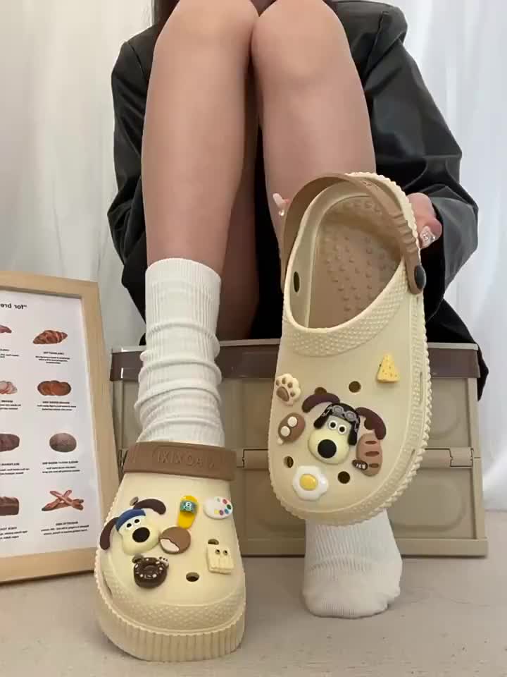 Lateny Sandal pola kartun anak-anak Sandal sekolah anak laki-laki dan perempuan Sandal fashion orang tua-anak