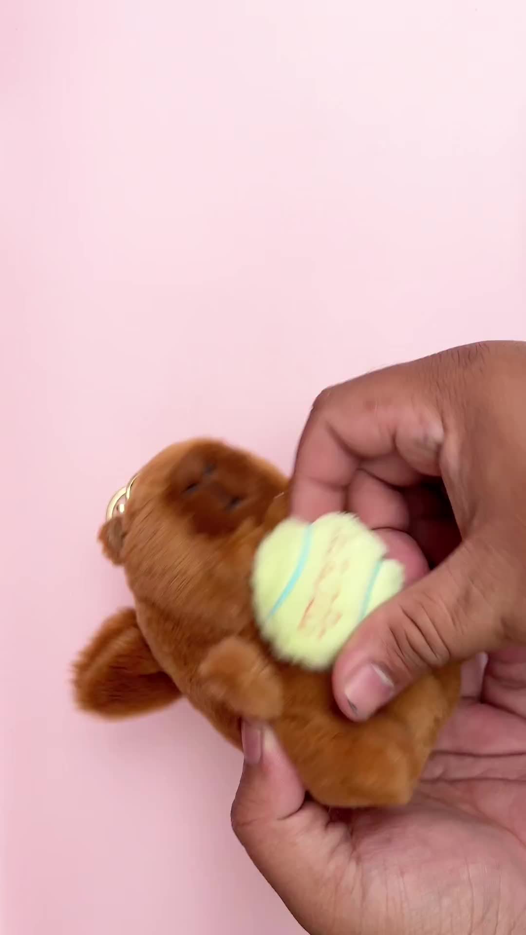 Gantungan Kunci Boneka Capybara Karakter Sayap Gerak Ekor Putar Ingus Bisa Di Tarik Hiasan Lucu Capibara / Kapibara / Capybarra Bisa COD Mutiara