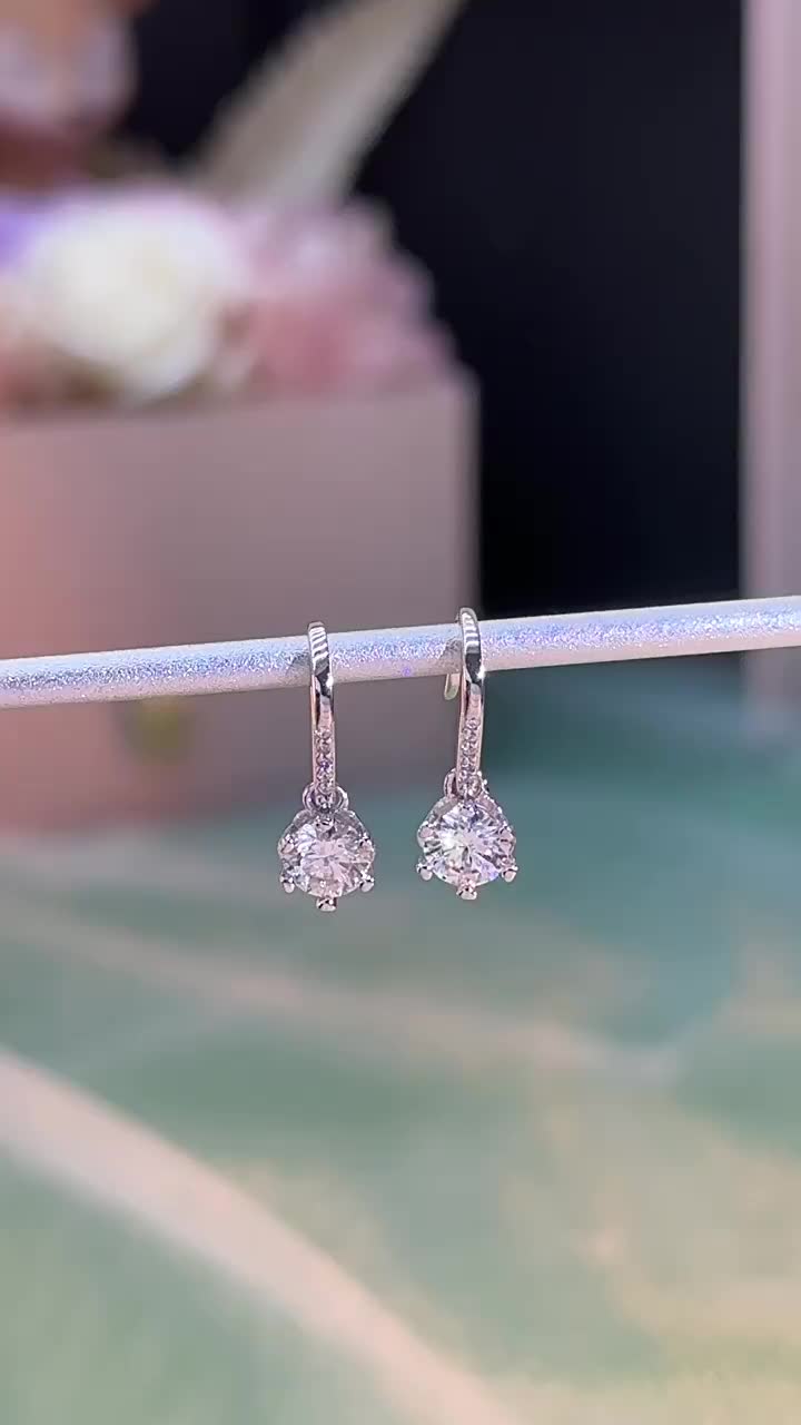【003Harga telah dibanting, segera di CO】Chard Wake Original Anting Wanita Gift Elegant Aksesoris Anting Gantung Cewek Wedding Sertifikat Anti karat GRA Kotak Indah COD  CWE004