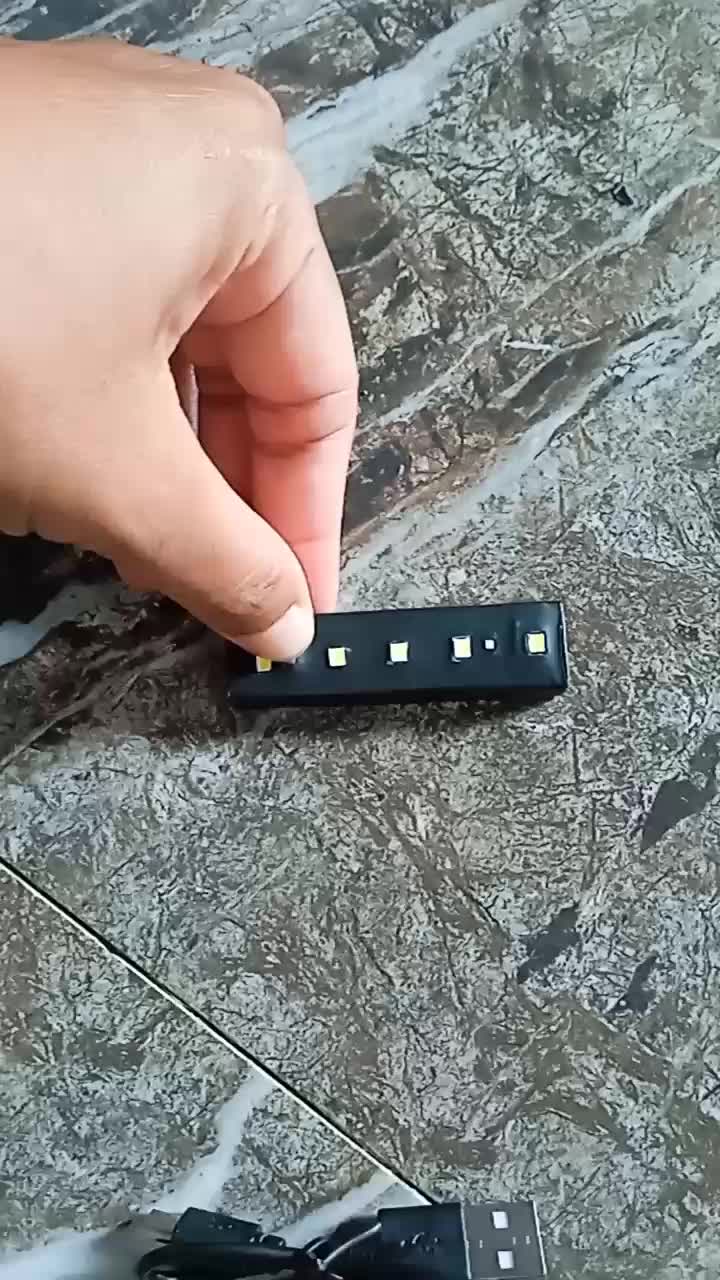 miniatur lampu rotator 4mode bisa di cas free USB cocok untuk semua jenis miniatur