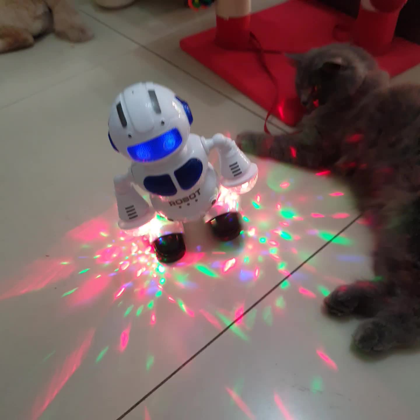 MAINAN ROBOT DANCING MUSIC LIGHTING COOL DANCE ROBOT NO.5905B
