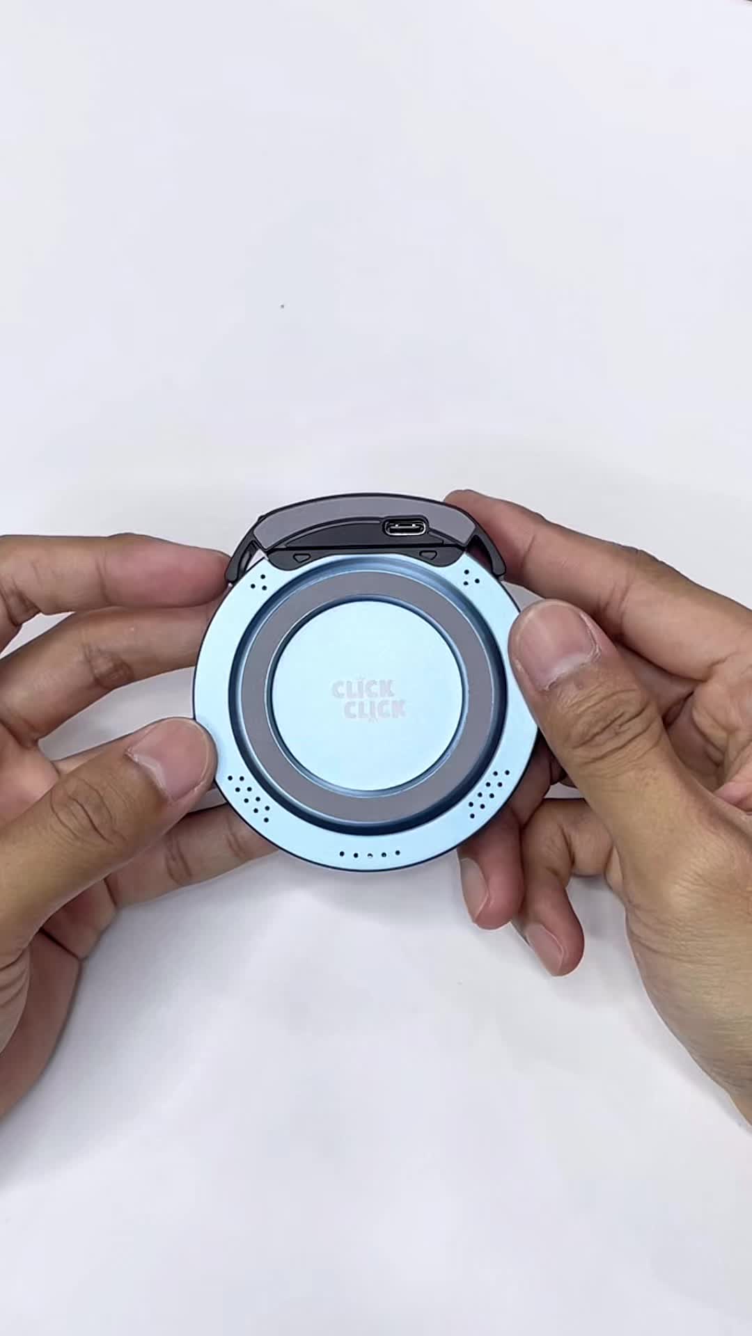 CLICK CLICK T8D | Selfie Screen Monitor Mirror Magnetic Magsafe Vlog Wireless and HD Quality for iPhone