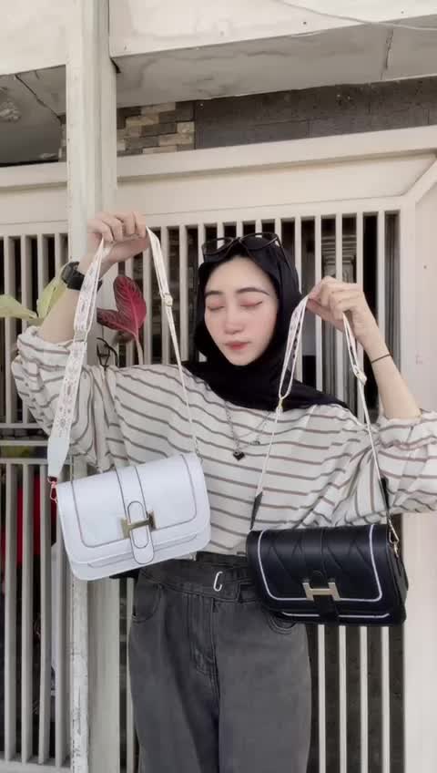 Masayu Tas Selempang Wanita Korean Style Tas Kulit Sintetis Cewek Modis Slingbag