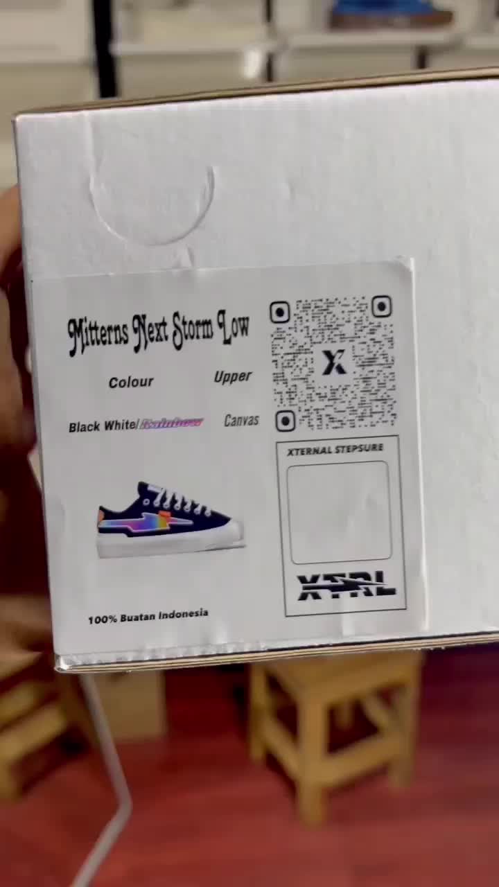Sepatu XternalStepSure - Sepatu Sneakers Mitterns Storm Low Black White Reflective Pelangi Canvas Casual