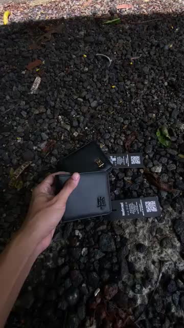 MATERNAL DISASTER - Dompet Kulit Lipat Pria Bragock