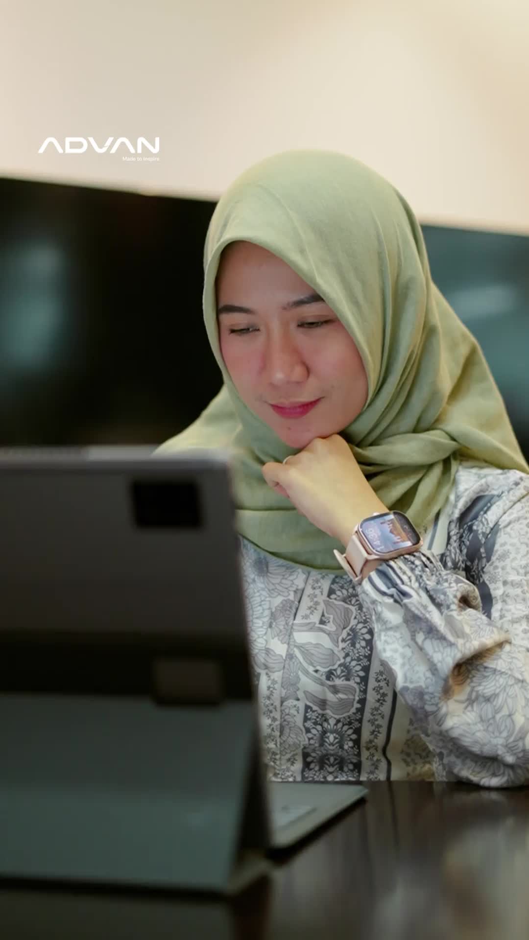 ADVAN Smartwatch S1 Taqwa AI Voice IPS 2.01 inch Waterproof Bluetooth Call Arah Kiblat Pengingat Tasbih Digital Waktu Sholat Jam Tangan Pintar Smartwatch Murah