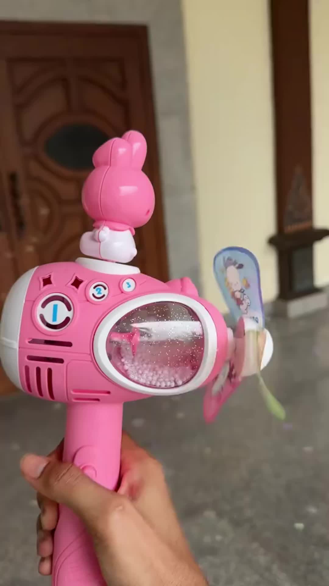 Kuromi Bubble Gun Anak, Handheld Otomatis dengan Lampu & Angin, Mainan Tiup Gelembung Baru  Toys