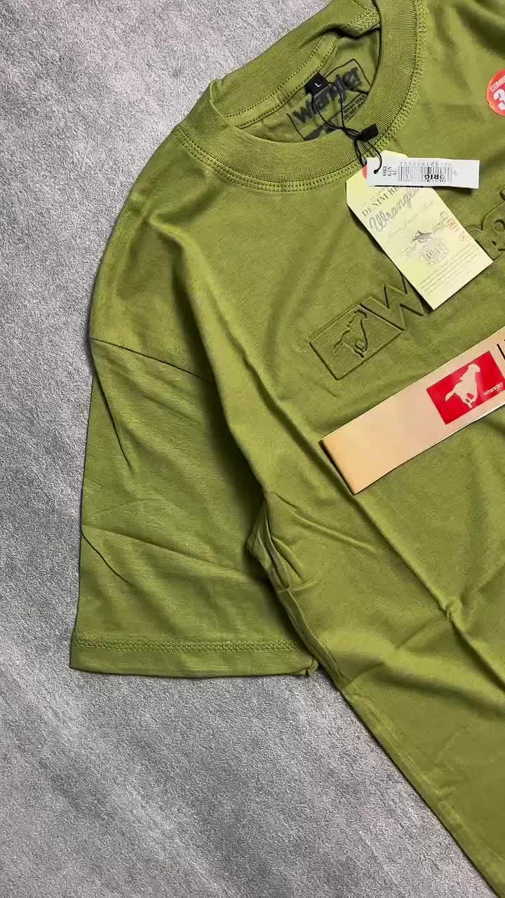 Baju Kaos Distro Pria Motif Embosh / Timbul T-shirt WRANGLER Lengan Pendek Premium Full Tag Bahan Katun Size M L XL XXL XXXL Tebal
