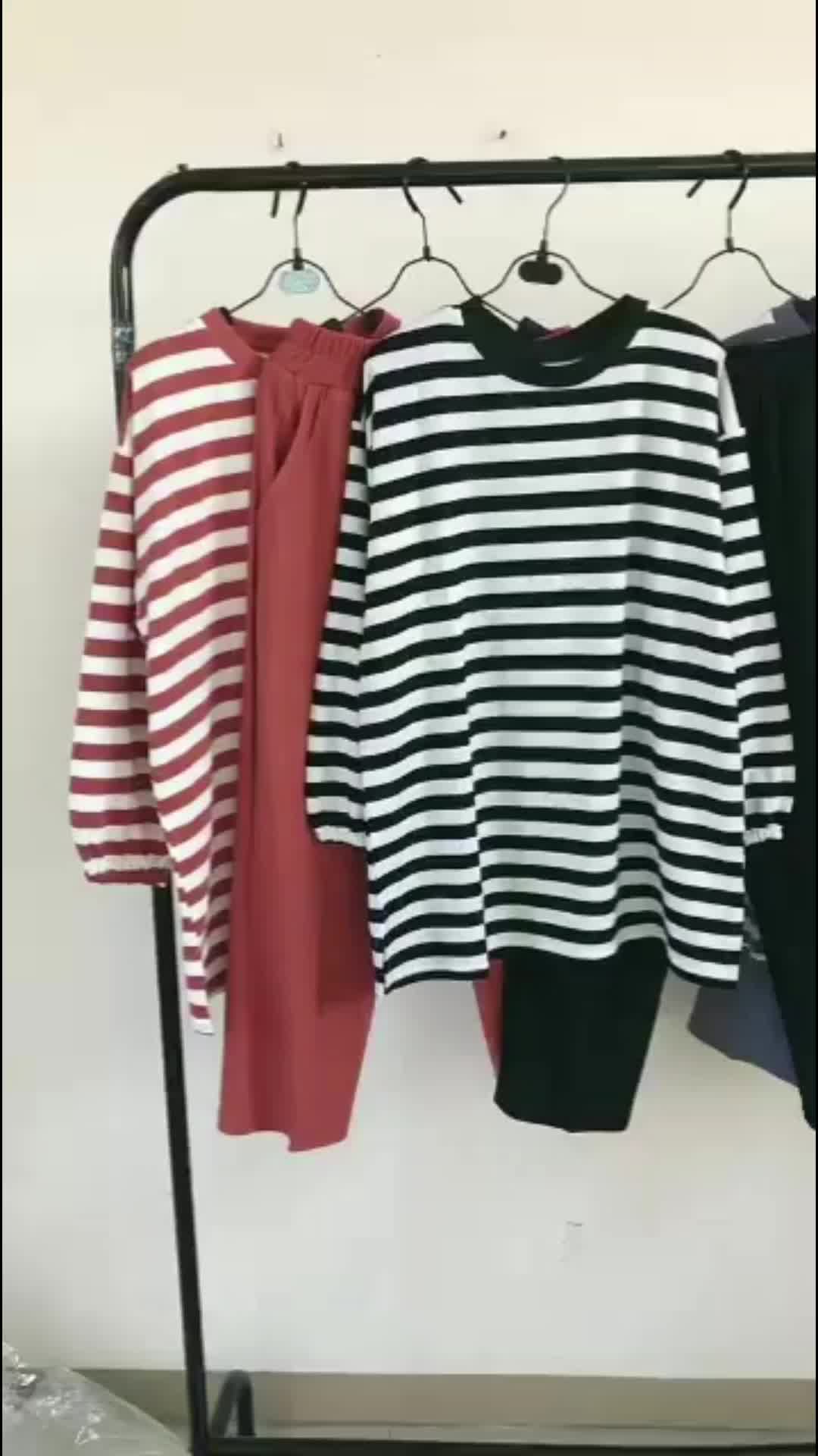 STELAN KAOS GARIS GARIS & CELANA POLOS OUTFIT WANITA REMAJA KEKINIAN TERLIHAT SANTAI NAMUN KECE KUALITAS TERJAMIN & TERLARIS