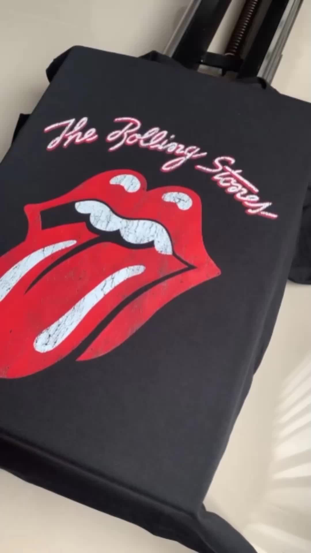 THE ROLLING STONES | BAJU KAOS BAND REGULER GRAPHIC DISTRO MUSIK ROCK n ROLL | Unisex Cotton 24s
