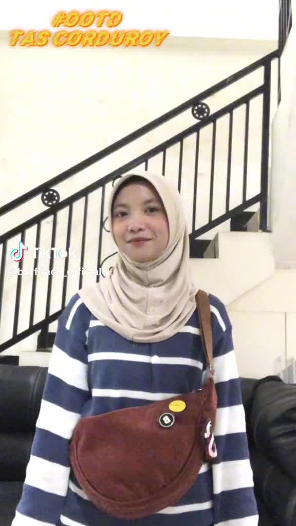 BUFFBACK Tas Selempang | Slingbag Corduroy Mina | FREE BROS Pria Wanita Hitam