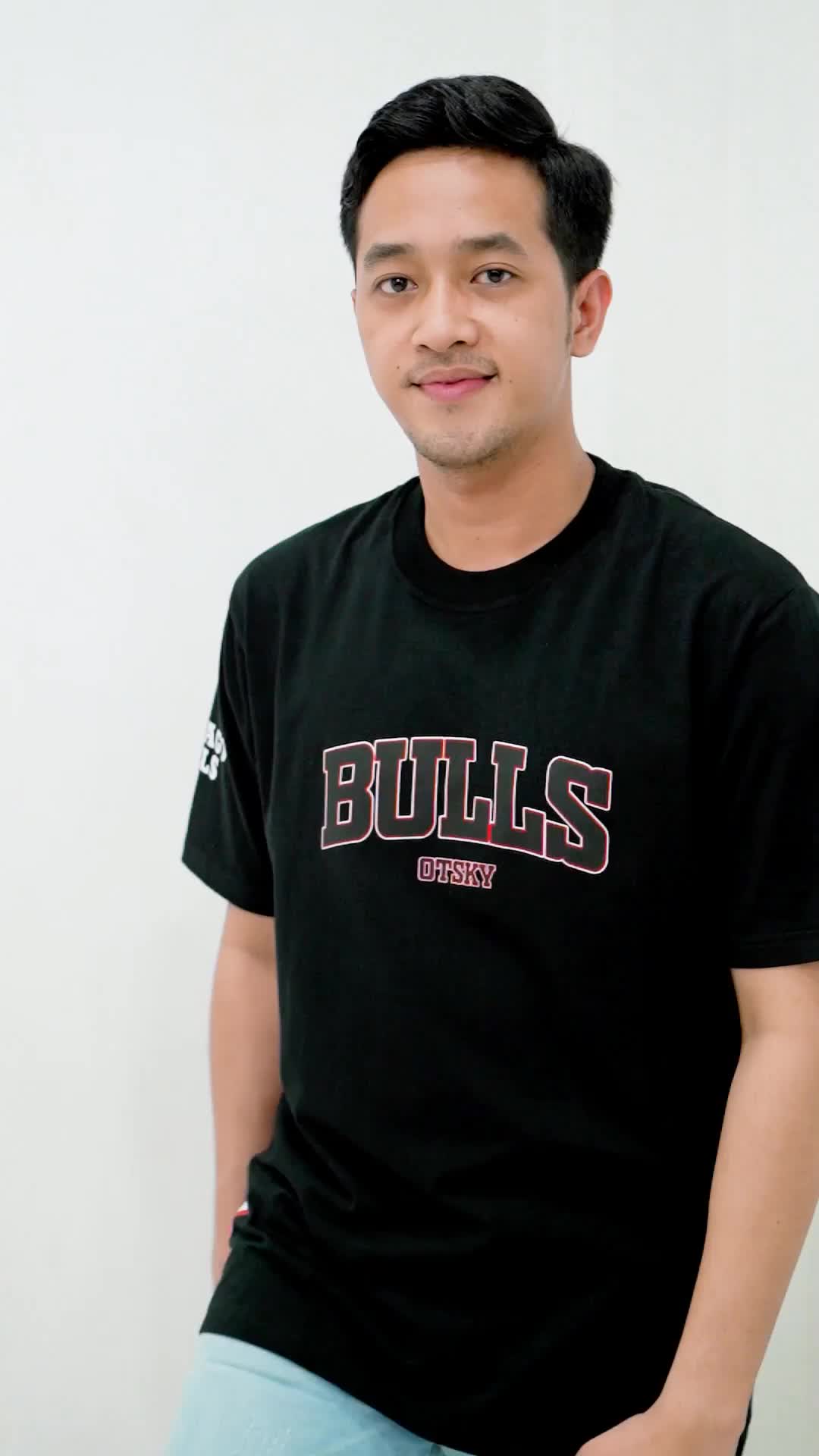 Otsky Kaos Pria Ft Bulls Black X GM003 Cotton 24s