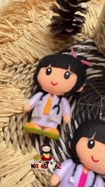 Gantungan Kunci Profesi Dokter Flanel 10cm - Boneka Sovenir