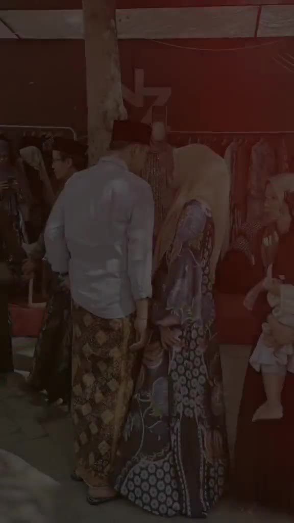 LORA BATIK - Sarung batik laseman premium motif "Kembang Tresno" terbaru bahan katun  Santri
