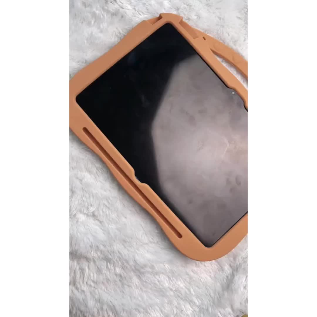 (ISEIKI) Soft Case Anak Kompatibel Untuk I pad Air 4 5 Pro 11 I pad 7th 8th 9th 10.2 inch Gen 10th Mini 4 5 9.7 Inch Mini 6 Casing Lucu Motif Capybara Astronot Unicorn Duck Stand Pochacco Stich Cat Ear Silicone Ring Stand 360 Cover + Bonus Tali Slempang