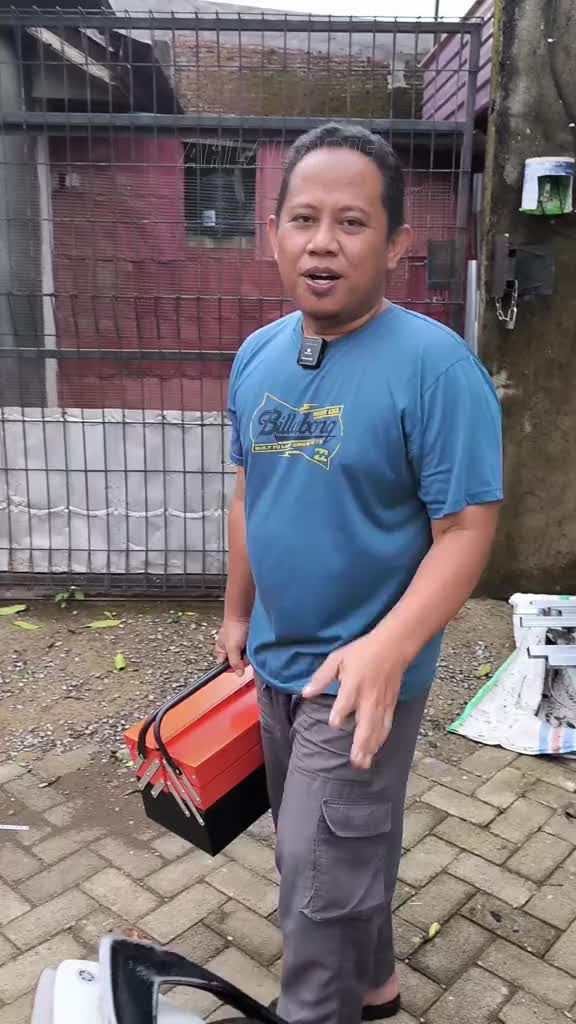 REAIM Tool Kit 85 Pcs, Tool Box Perkakas Kunci Sok Set untuk Pekerjaan Mobil, Tool Box Set Alat Bengkel, Tool Kit Pekerjaan Otomotif, Alat Serbaguna yang Portable dan Multifungsi, Digunakan dalam Berbagai Skenario,Praktis dan Efisien untuk Perbaikan Mobil