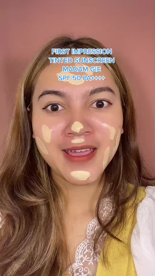 [BUY 1 GET FREE GIFT] Madame Gie Protect Me Lets Glow Tinted Sunscreen SPF 50 PA ++++ - No Fragrance Perawatan Wajah Semua Jenis Kulit Facial Hitam