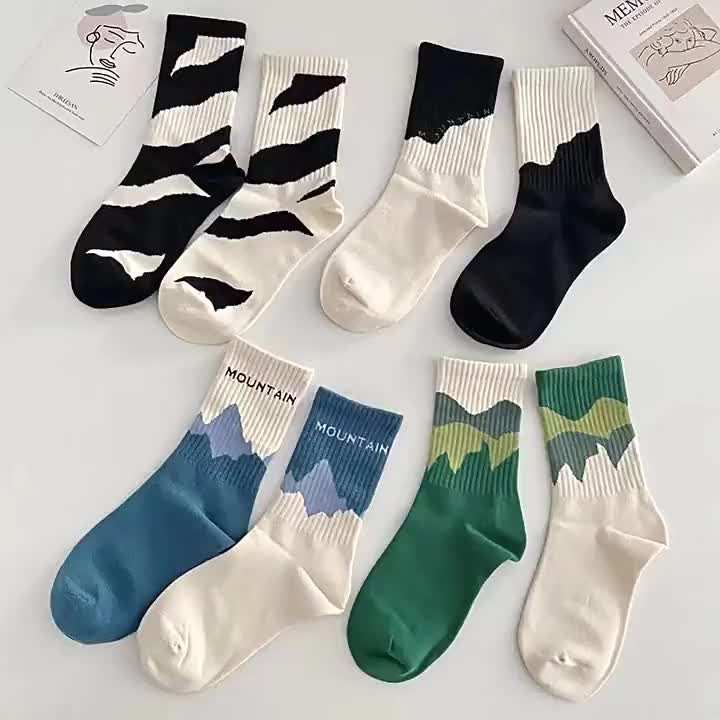 Cartmax - Kaos Kaki Panjang Niche Asimetris / Kaos Kaki Oldschool / Kaos Kaki AB Motif Mountain