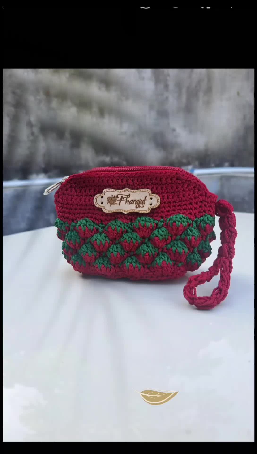 dompet rajut strawberry//dompet gemoy