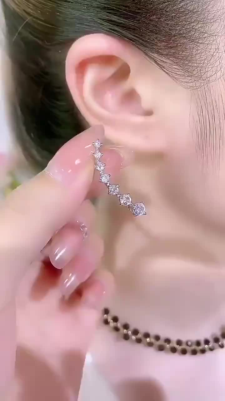 Anting Tusuk Berlian 7 Kristal Zircon Anting Korea Anting Permata Perhiasan Kuping Anting-Anting Berlian Anting Emas Anting Silver Import Cantik Diamond Earrings
