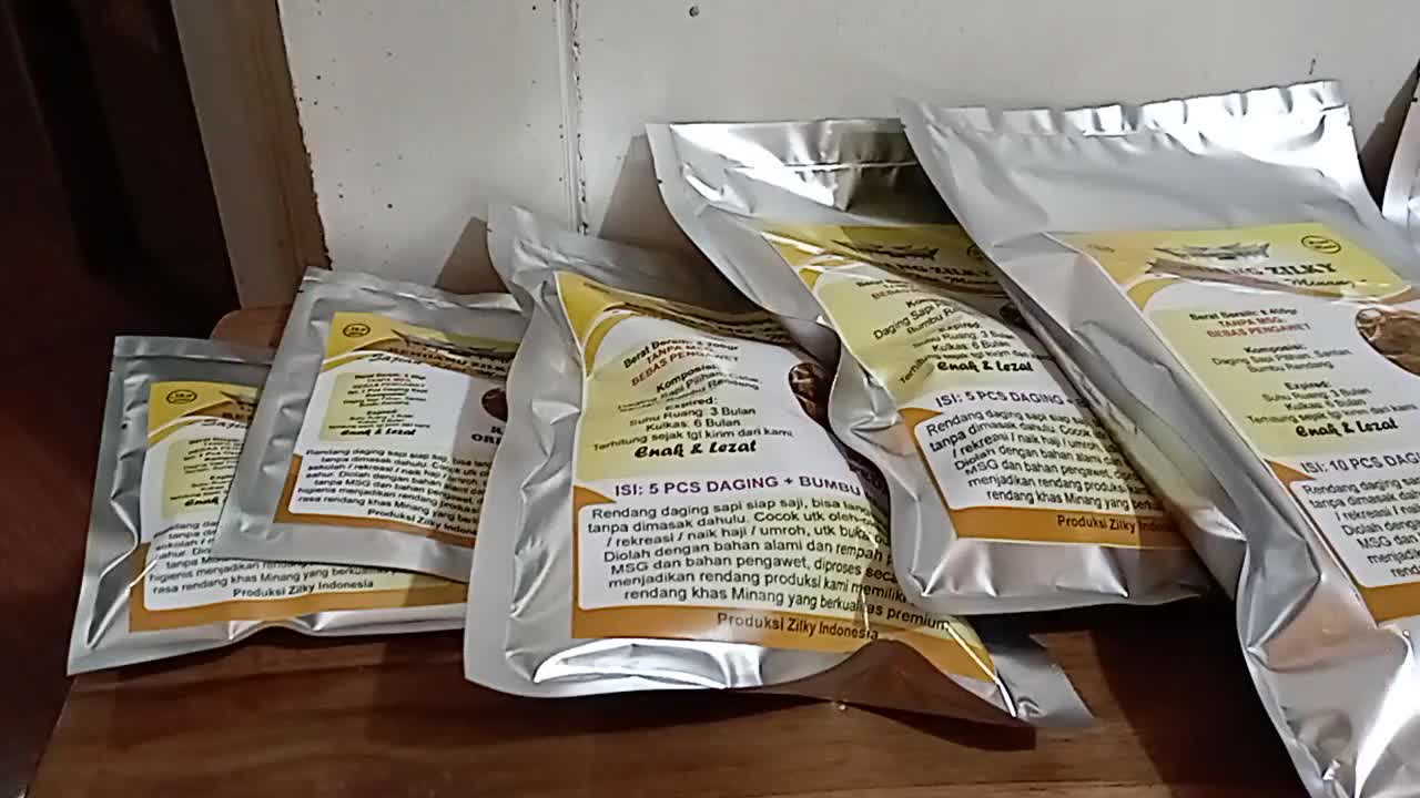 Rendang Padang Zilky Daging Sapi Khas Asli Minang Randang 500gr 500 gr 1/2kg 1/2 kg Bumbu Original Ori Pedas Pedes Makanan Dalam Kemasan Praktis Ekonomis Siap Saji Bukan Mama Mamah Fuji Puji Murah Enak  Food Masakan Instan Kaleng Kemasan Aluminium Foil