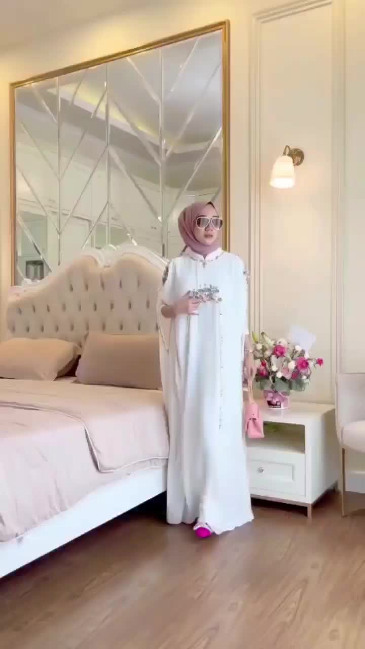 Kaftan dan Iner Lebaran Salee Dahlia Azizah Bianca Gamis Mewah Oversize
