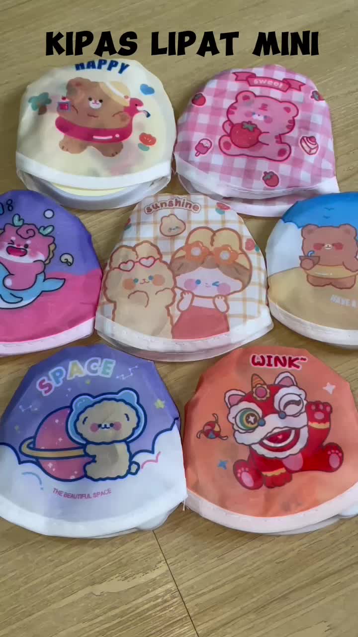 Folding Round Fan Cartoon / Kipas Lipat Bulat Kartun / Kipas Tangan Lipat